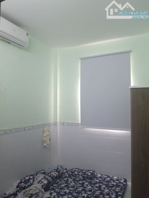 Nhà 1 trệt 1 lầu 4 phòng ngang đến 8m mà giá chỉ nhỉnh 2x tỷ - 2