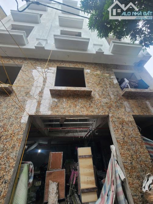 Hiếm . Toà Chung Cư MiNi 100M2 Tây Mỗ. 28 phòng Khép kín Full đồ . Giá 26 tỷ - 2