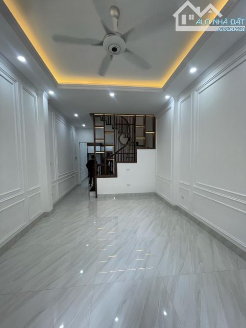NHÀ ĐẸP XUÂN LA 55m 6T MT4m 14 TỶ TRUNG TÂM TÂY HỒ CÁCH OTO TRÁN - 2