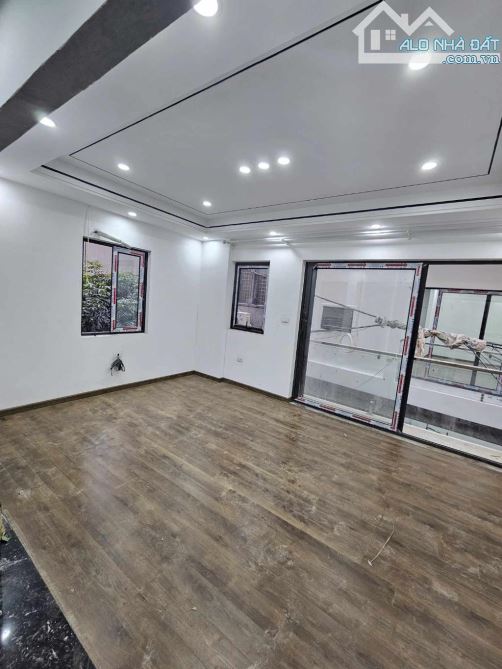 NHÀ MỚI THƯỢNG THANH_LONG BIÊN : 7TẦNG _THANG MÁY_GARA Ô TÔ _DT 60M_MẶT TIỀN 7M_ GIÁ 8TỶ9 - 2