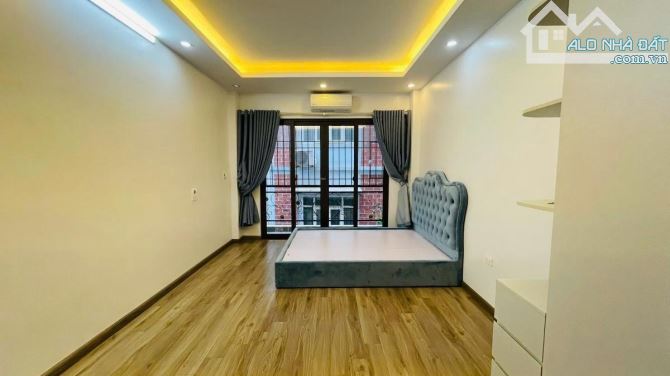 NHÀ ĐẸP THỤY KHUÊ 40m 6T MT3.5m 9.8 TỶ TRUNG TÂM TÂY HỒ GẦN HỒ TÂY - 2