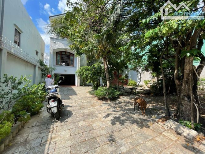 VIEW GIGAMALL - ĐƯỜNG SỐ 20 - HIỆP BÌNH CHÁNH - 420m2 - 3 TẦNG - 13X36 - 2