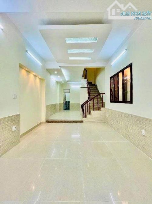 CHỈ 6.09 TỶ - MỚI Ở NGAY - HXH 1 TRỤC TRƯỚC NHÀ 7M - 4 TẦNG - 4PN - GẦN MT - 2