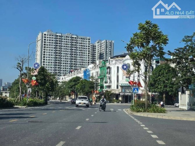 ĐẤT SIÊU ĐẸP THÔNG SỐ VÀNG ĐƯỜNG Ô TÔ TRUNG TÂM THỊ TRẤN TRÂU QUỲ. + DT 57m2, MT 4,8m. - 2