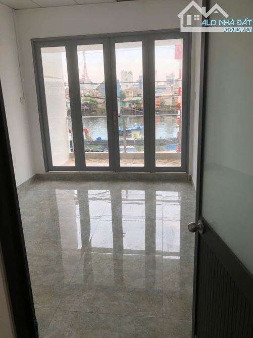 Cho thuê nhà mới 2 tầng mặt tiền Nguyễn Duy P10Q8 - 2