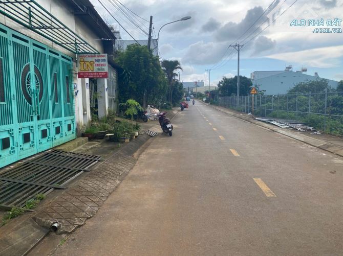 10M đất mặt tiền NGUYỄN THIẾP PLEIKU - 2