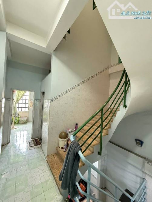 MẶT TIỀN CHỢ KP 3 NGUYỄN THỨC TỰ NGAY TÊN LỬA - KD ĐA NGHỀ - 4X23M-3 TẦNG - CHỈ HƠN 11 TỶ - 2