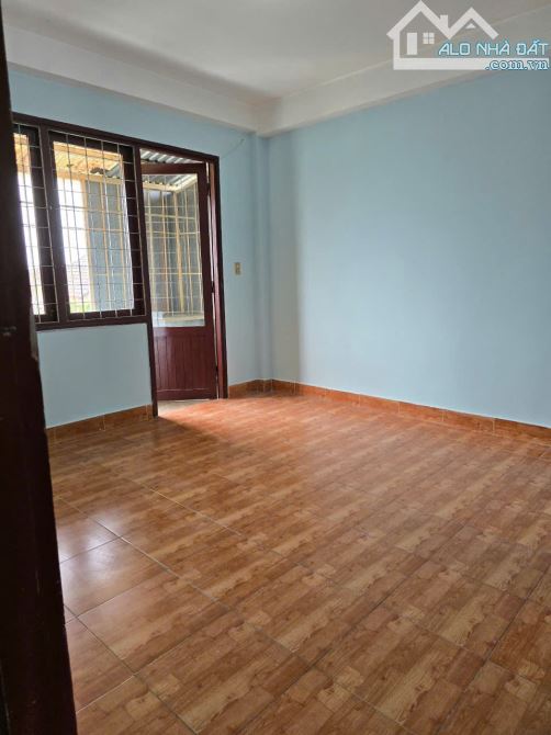 cần bán căn hộ chung cư  3 mặt tiền thoáng Đẹp nguyễn Trung Trực Phường Xuân Hương Đà Lạt. - 2