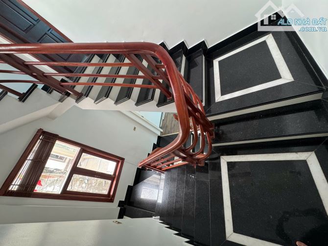 Nhà Đức Giang, DT 46.8M2, 4 Tầng, 3 PN, Lô góc 3 thoáng, Ôtô tránh, dừng đỗ ngày đêm, KD!! - 2