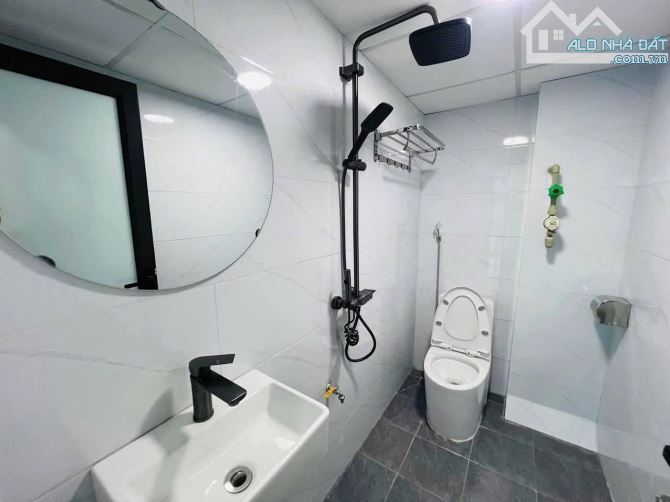 Toà CHDV phố Yên Hoà xây mới 65m2*5T, ngõ to lô góc, 17PKK-TM-PCCC-GPXD dòng tiền 1tỷ/năm - 2