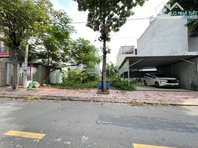 Đất khu Phú Mỹ Hiệp gần trung tâm y tế Dĩ An, KCN Tân Đông Hiệp B, sổ riêng, 2755 Dĩ An - 2