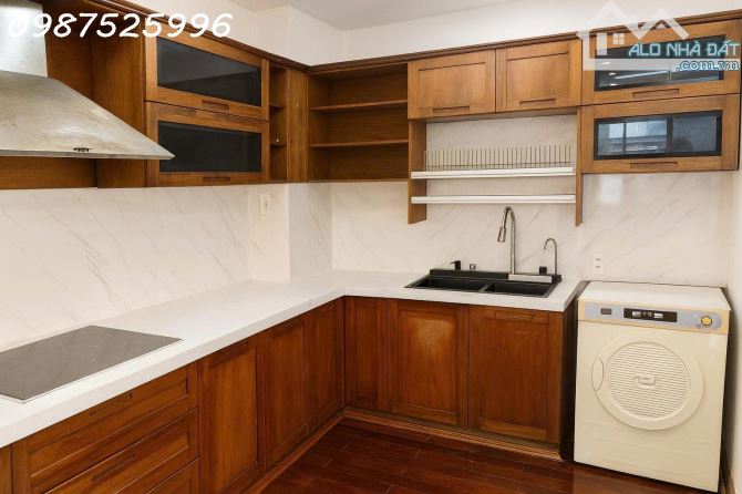 BÁN NHANH CĂN HỘ D23-7 NEW SAIGON – 126m², FULL NỘI THẤT GỖ TỰ NHIÊN – GIÁ CHỈ 4,9 TỶ 🌟 - 2