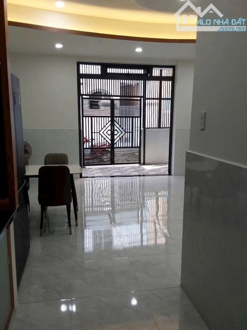 BÁN NHÀ 3 TẦNG – CĂN GÓC ĐƯỜNG TẠ QUANG BỬU & CAO VĂN BÉ - 2