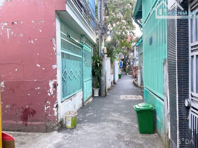 Bán nhà 2 tầng - 2.1 tỷ - Cạnh CĐ Công Thương - Khu dân cư an ninh - 2