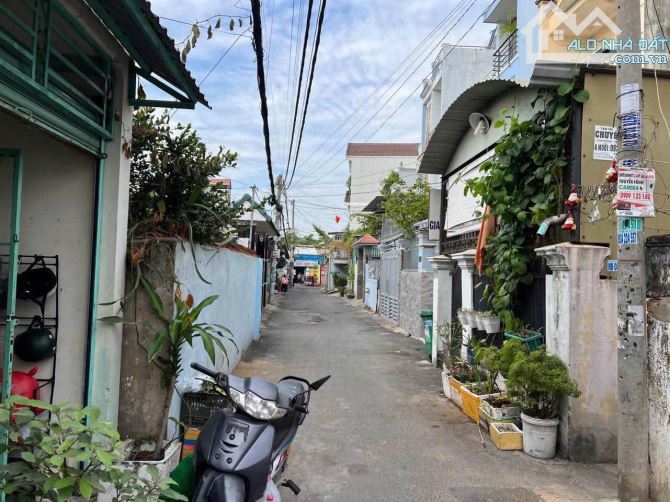 Bán đất Đường số 359 Đỗ Xuân Hợp, ngay Đại học Văn Hoá DT 8 x 27.5 - 2
