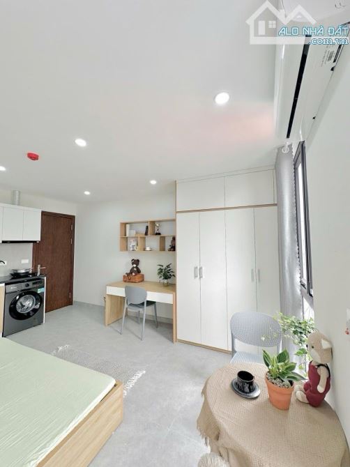 Bán Toà CCMN Láng- 70m2x6T- 20 Phòng Khép Kín- Thang Máy! Giá 18 Tỷ - 2