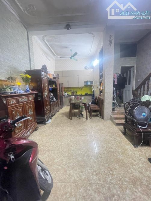 NGUYỄN KHANG CẦU GIẤY 52m 3T MT5m 13.6 TỶ LÔ GÓC 3 THOÁNG 1 NHÀ RA PHỐ - 2