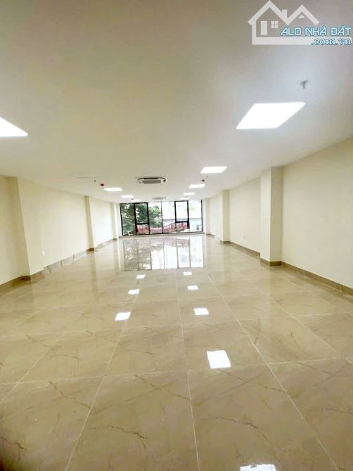 Xoay Vốn- Chủ cần Bán Toà Văn Phòng MP Tô Vĩnh Diện- 110Mx 9T. Giá 58ty. - 2