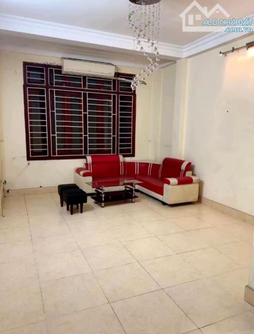 HOÀNG QUỐC VIỆT CẦU GIẤY 45m 6T MT3.83m 13.5 TỶ PHÂN LÔ Ô TÔ VÀO NHÀ - 2
