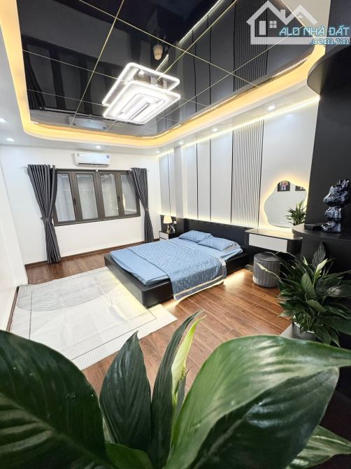 Bán nhà Yên Hòa, Cầu Giấy, thang máy, 3 thoáng, nội thất xịn, xây mới, 35m2x6 tầng - 2