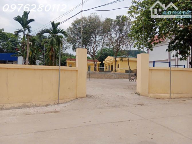 Không qua môi giới bán đất Xuân Dương, Lương sơn, Hòa Bình, DT 193m2, giá đầu tư - 2