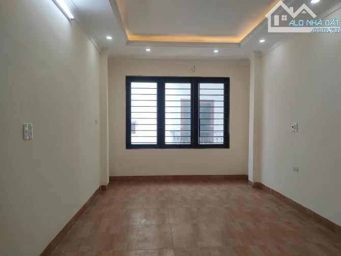 HỒ TÙNG MẬU CẦU GIẤY 36m 5T MT3.1m 7.5 TỶ NHÀ GẦN PHỐ LẮP THANG MÁY - 2