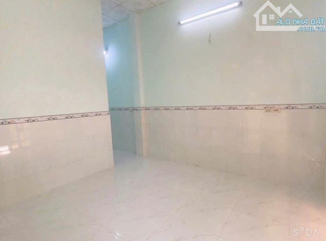 Kinh doanh thua lỗ nên bán căn nhà cấp 4 ở Tân Hiệp 6, Hóc Môn, 770trieu, bao phí giấy tờ - 2