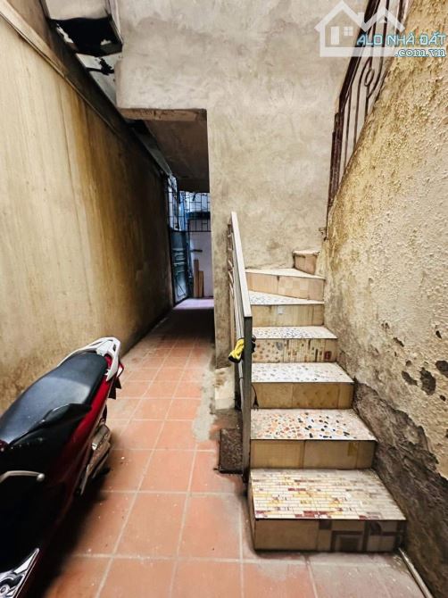 ĐỐNG ĐA – BÁN ĐẤT TẶNG NHÀ – 53M² – 2 TẦNG – CÁCH PHỐ TÔN ĐỨC THẮNG 20M – GIÁ 6.7 TỶ - 1