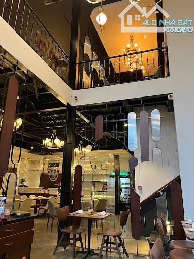 CHO THUÊ NHÀ 290 - 292 AN DƯƠNG VƯƠNG Q5, DIỆN TÍCH: 11x28M, TRỆT 1 LẦU, GIÁ 300 TRIỆU - 2