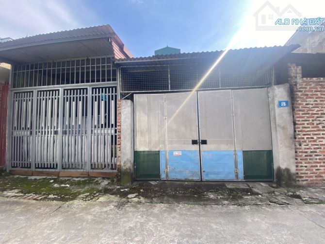 Mua đất lãi nhà- sát 3KCN lớn-Quang Tiến-Sóc Sơn-62m2- 2.x tỷ-Đường thông oto - 2