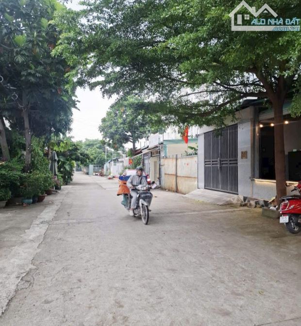 Bán 2 lô đất đường Thạnh Lộc 37, Quận 12 dt 4x22m giá 4,68 tỷ - 2
