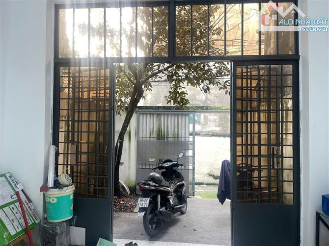 Bán nhà 1,5 tầng đường HÀ HUY GIÁP, phường THẠNH LỘC, Q12,dt80m²(4x20), giá 2,7tỷ - 2