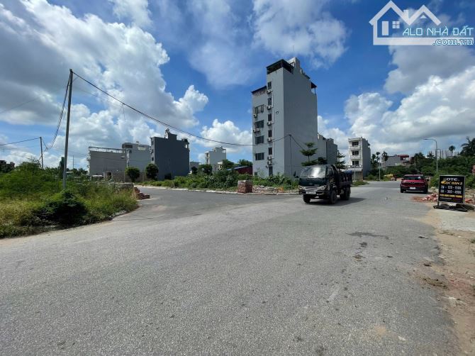 Bán đất trục lô 20b Lê Hồng Phong - NGÔ QUYỀN  - Diện tích: 59.9m ngang 4,5m  - Đường trướ - 2