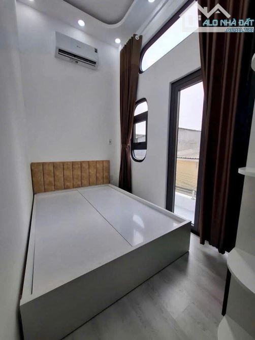Bán Gấp Nhà Hẻm Huỳnh Tấn Phát Q7, 32m2, 2 Tầng, Giá Hời Chỉ 2.9 Tỷ, Sổ Hồng - 2