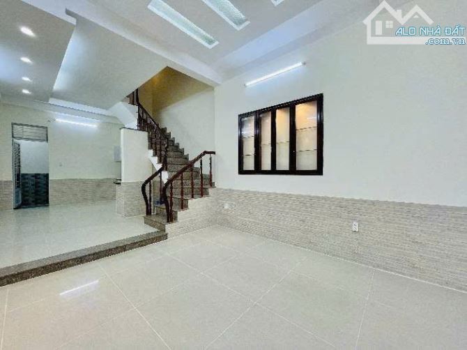 Nhà mới vào ở ngay  Lê Đức Thọ  P16  Gò Vấp  Hẻm 6m  4x12m (x3 tầng)  Giá 6.09 Tỷ - 2