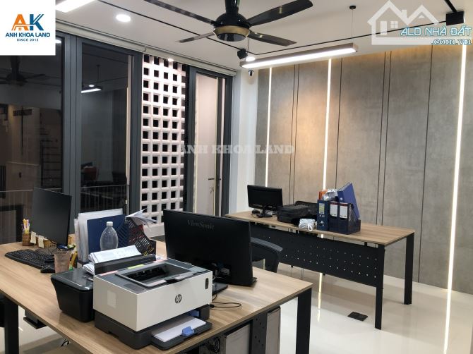 CẦN BÁN NHÀ ĐẸP – 1 TRỆT, 2 LẦU + SÂN THƯỢNG – HẺM XE HƠI ĐƯỜNG SỐ 3, P. TRƯỜNG THỌ – 97M² - 2