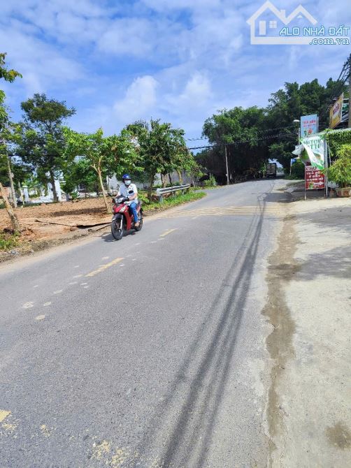 Bán đất mặt tiền kinh doanh buôn bán trung tâm xã Tân Thông Hội Củ Chi TPHCM, DT: 6x16m. - 2