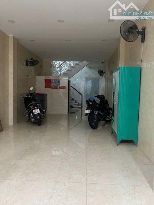 HXH 7 CHỔ 1 TRỤC - SÁT MT - CHU VĂN AN - P26 BÌNH THẠNH - NHÀ 3 TẦNG - 81M2 - CHỈ 13.9T TL - 2