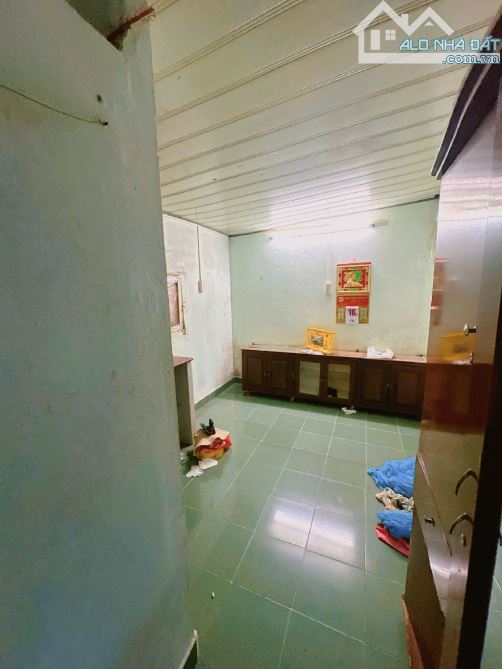 🎉🎉NHÀ C4 GÁC LỬNG - PHÍA SAU CÓ PHÒNG CÓ THỂ CHO THUÊ - CHỦ XÁC ĐỊNH BÁN ĐẤT TẶNG NHÀ - 2