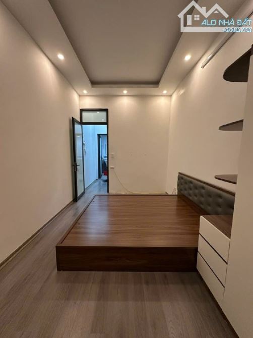 🔥 LĨNH NAM 🔥 NHÀ MỚI KÍNH KOONG THOÁNG SÁNG – LÔ GÓC - FULL NỘI THẤT – GẦN Ô TÔ - 2