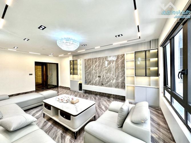 Lô góc Trần Quang Diệu, phân lô ô tô tránh, 7T thang máy, gara, thông sàn 54m2 - 2