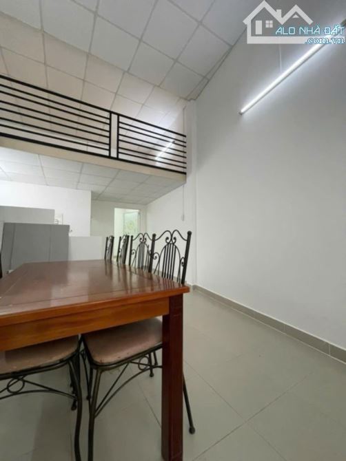 3.3 tỷ nhà Q7 sổ hồng riêng trên 60m2 1 trệt, 1 lửng dòng tiền 6tr/th - 2