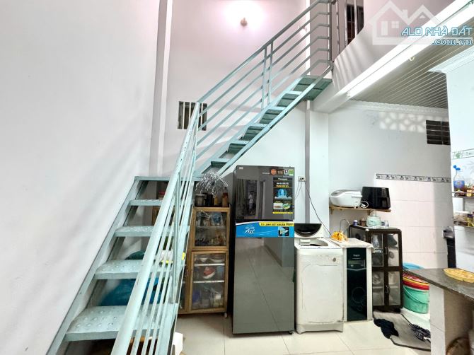 CHỦ GỞI BÁN NHÀ 1 TRỆT 1 GÁC P.TÂN VẠN, 2PN, HẺM 3 GÁC, THỔ CƯ 100%, ĐƯỜNG BÙI HỮU NGHĨA V - 2