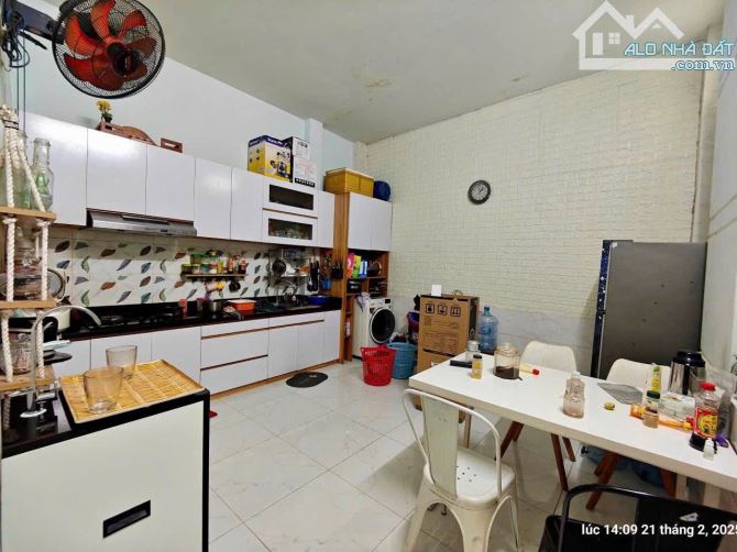Bán nhà SHR 2 tầng 70m2  HXH Tân Hiệp Hóc Môn chỉ 2 tỷ - 2