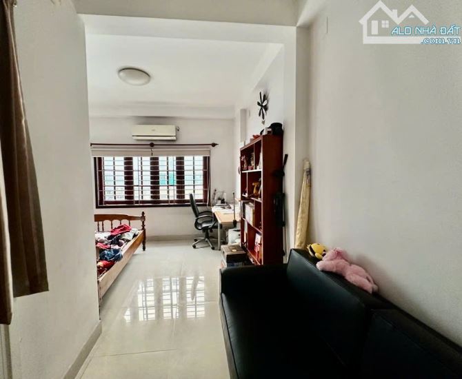 Bán nhà Dương Bá Trạc, Phường 1, Quận 8, 4 tầng, Ngang 4, 4.x Tỷ Còn thương lượng - 2