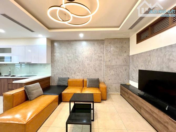 Bán CHCC 2PN-2WC 85m2 dự án Golden Park, 2 Phạm Văn Bạch, tầng cao bc Đông Nam, siêu đẹp. - 2