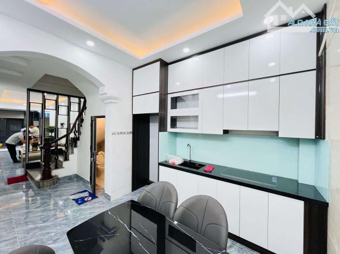 Bán nhà đường Nguyễn Trãi - Ô Tô Đỗ Cửa - Nhà Đẹp Ở Ngay - 2