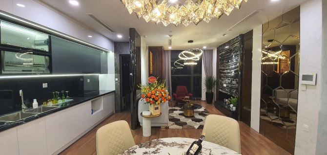 🌟 BÁN CĂN HỘ 3PN VIEW THÀNH PHỐ - MIPEC RUBIK 360  – SỔ ĐỎ LÂU DÀI – GIÁ 13.95 Tỷ 🌟 - 3
