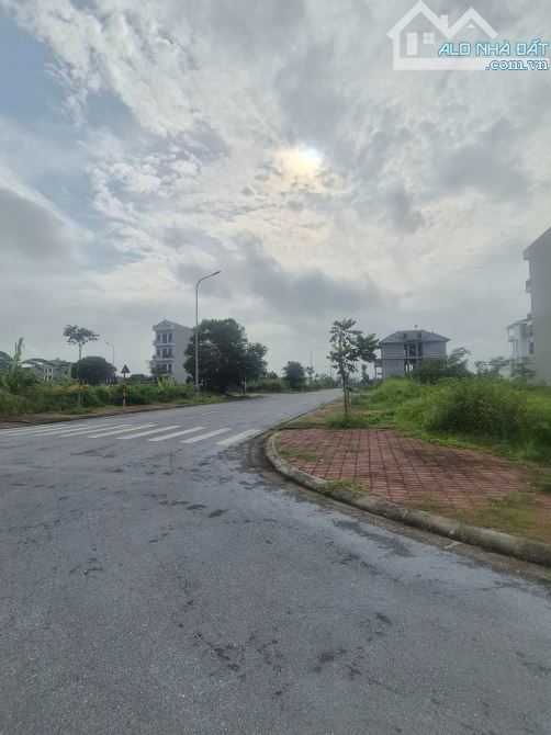 ✅Bán Lô Giá Rẻ Đấu Giá Kim Chân, Mt 5m Dt 90m2 Giá 3.399 Tỷ - 3