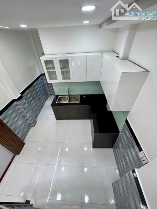 NHÀ BÁN- 3.2 tỷ- Đ. NGUYỄN DUY CUNG, PHƯỜNG 12, GÒ VẤP. - 3